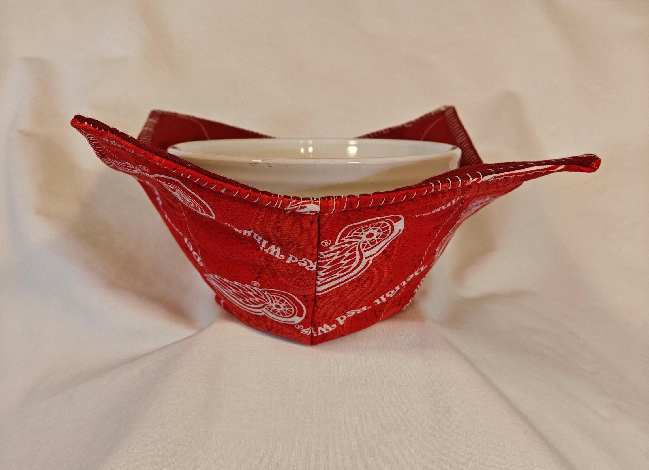 Cozy Bowl Detroit Red Wings 6 Inch