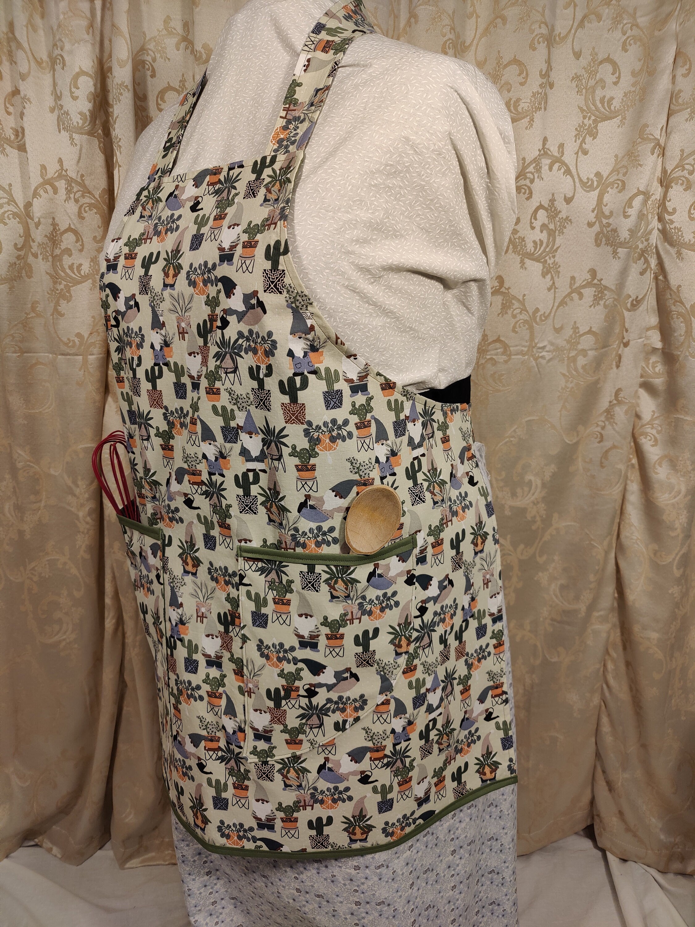 Adult Apron Gardening Gnomes