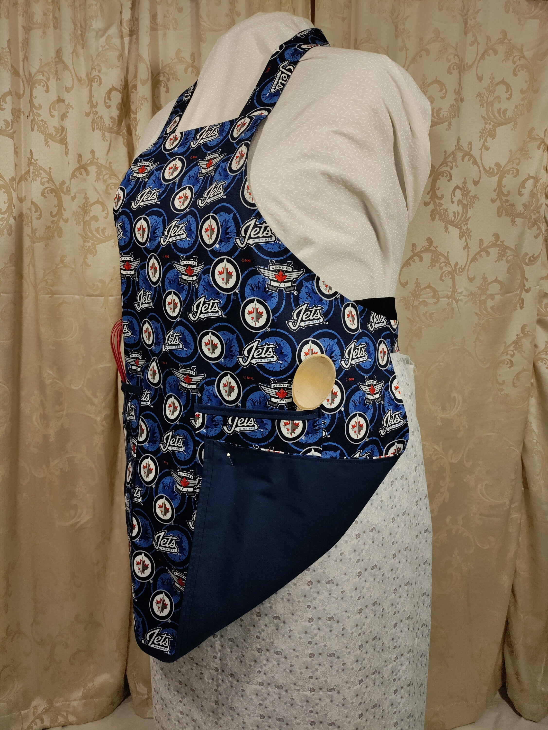 Adult Apron Winnipeg Jets