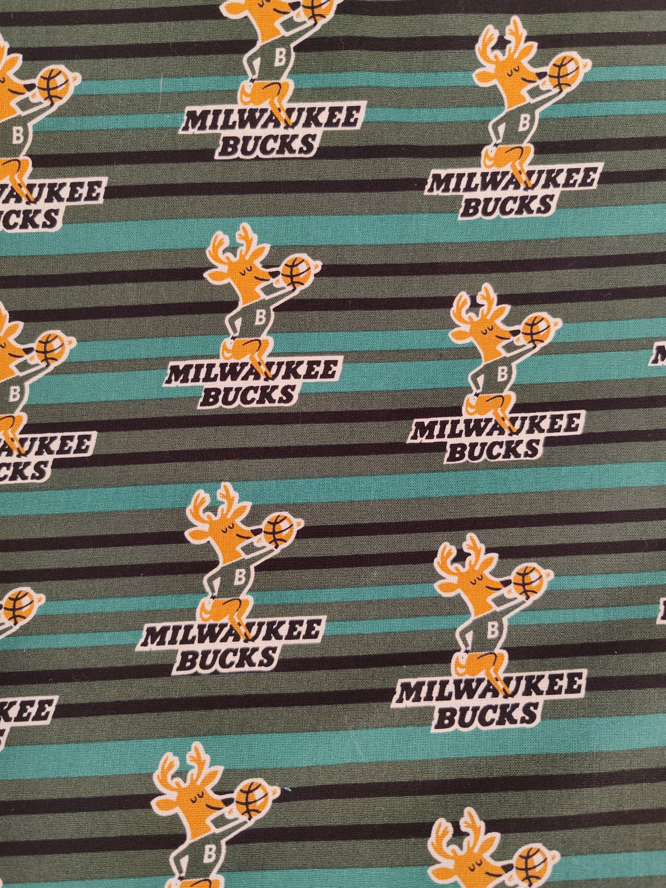 Adult Bib Milwaukee Bucks