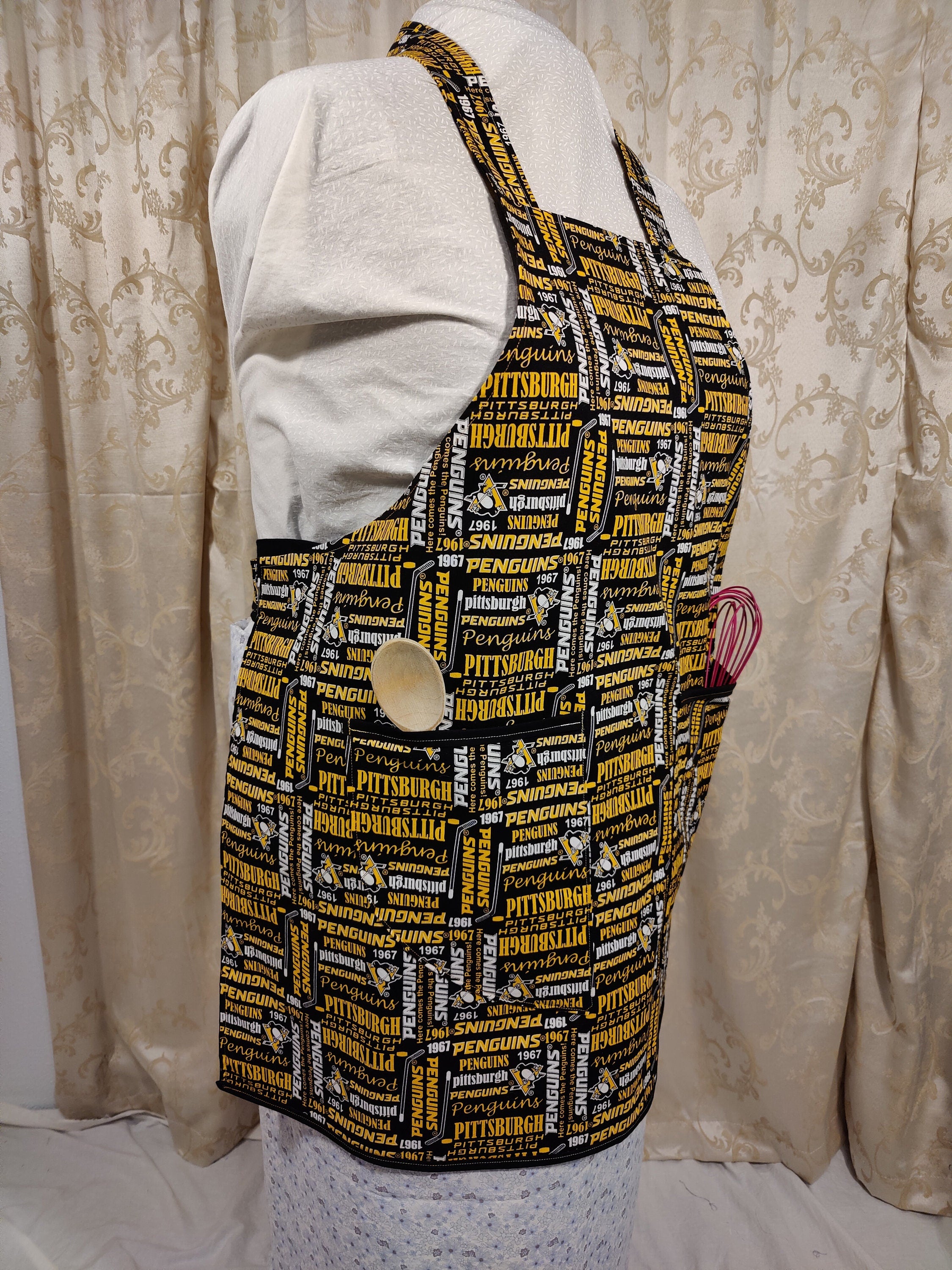 Adult Apron Pittsburgh Penguins