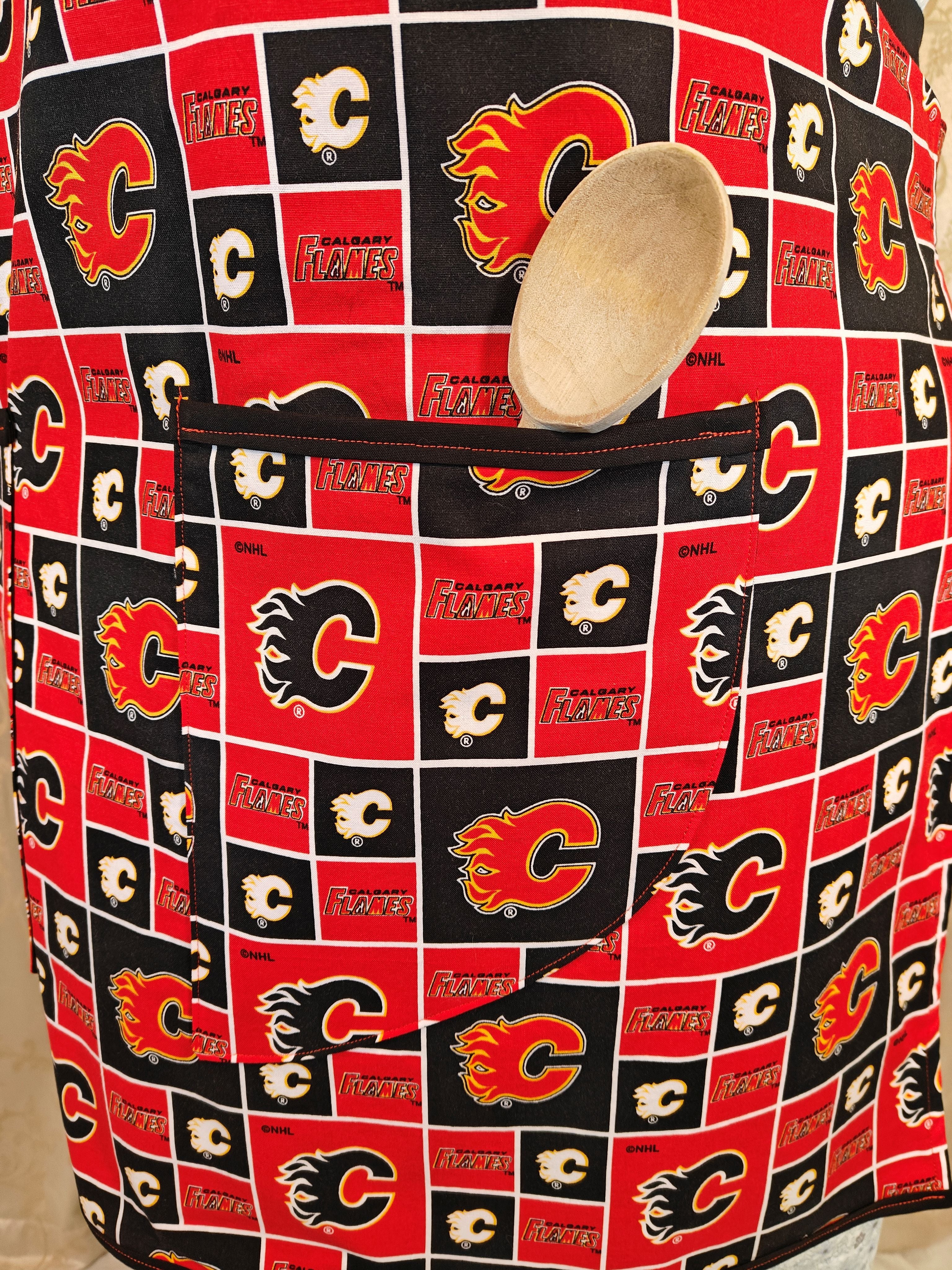 Adult Apron Calgary Flames