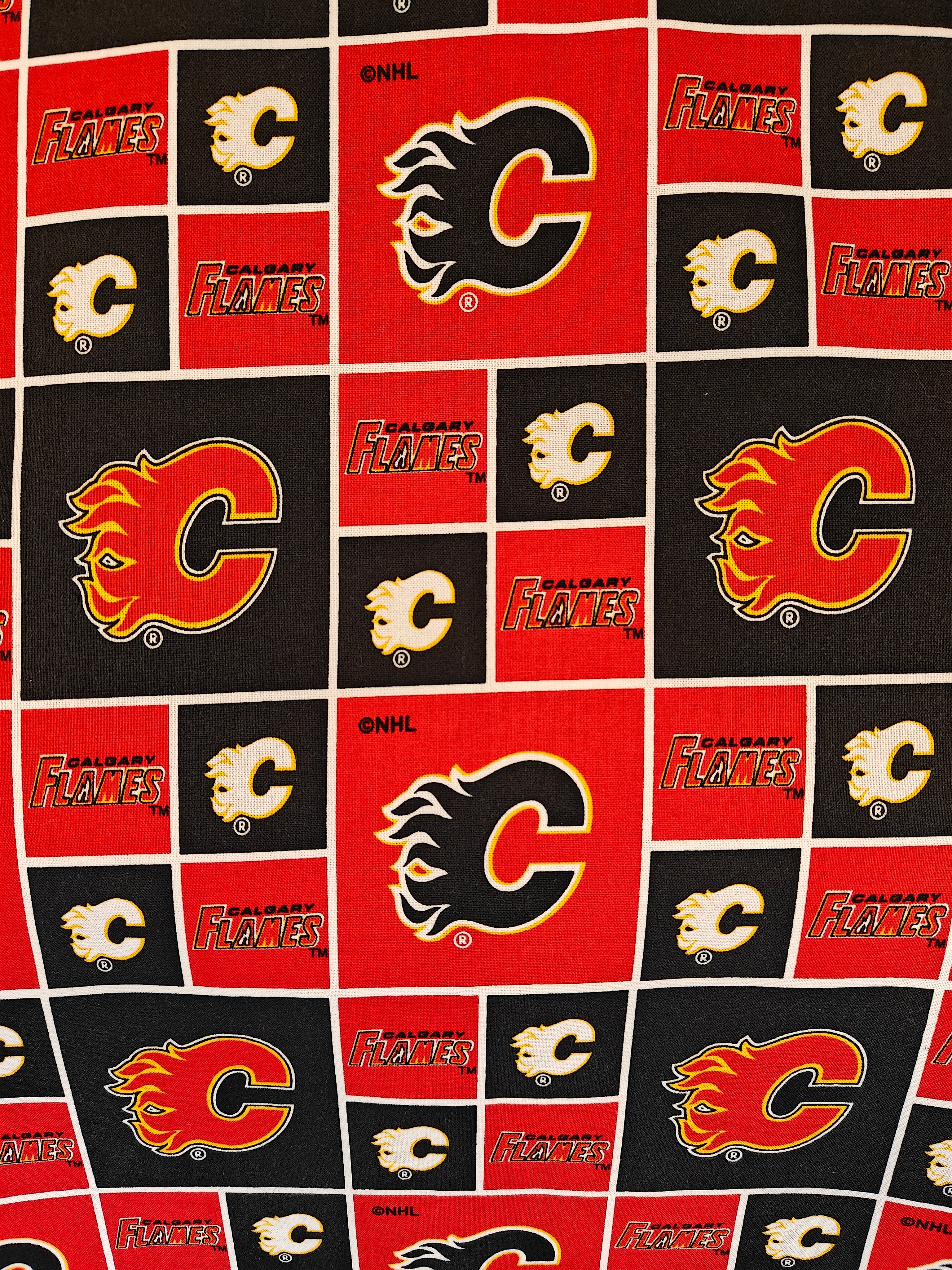 Adult Bib Calgary Flames