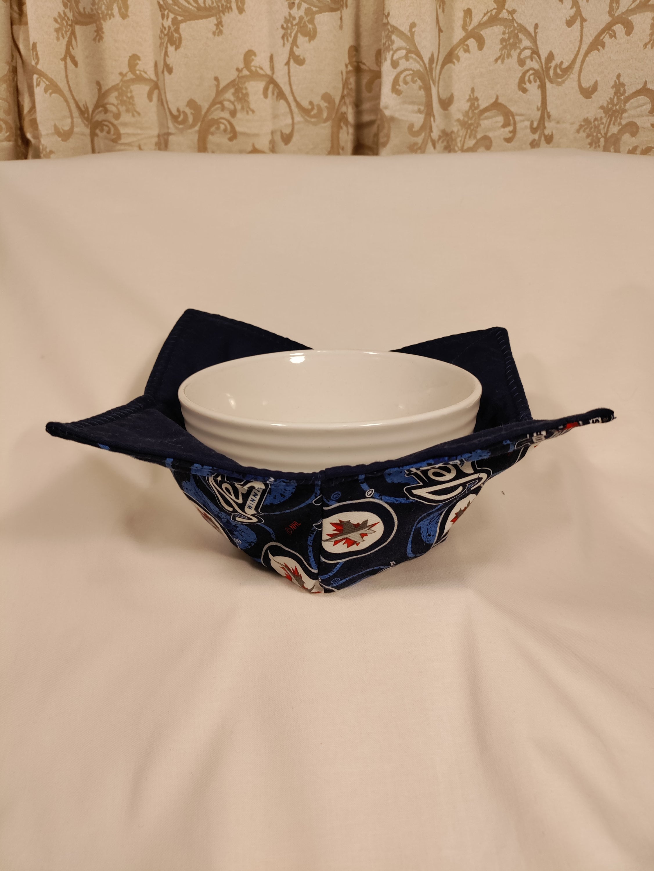 Cozy Bowl Winnipeg Jets 6"inch