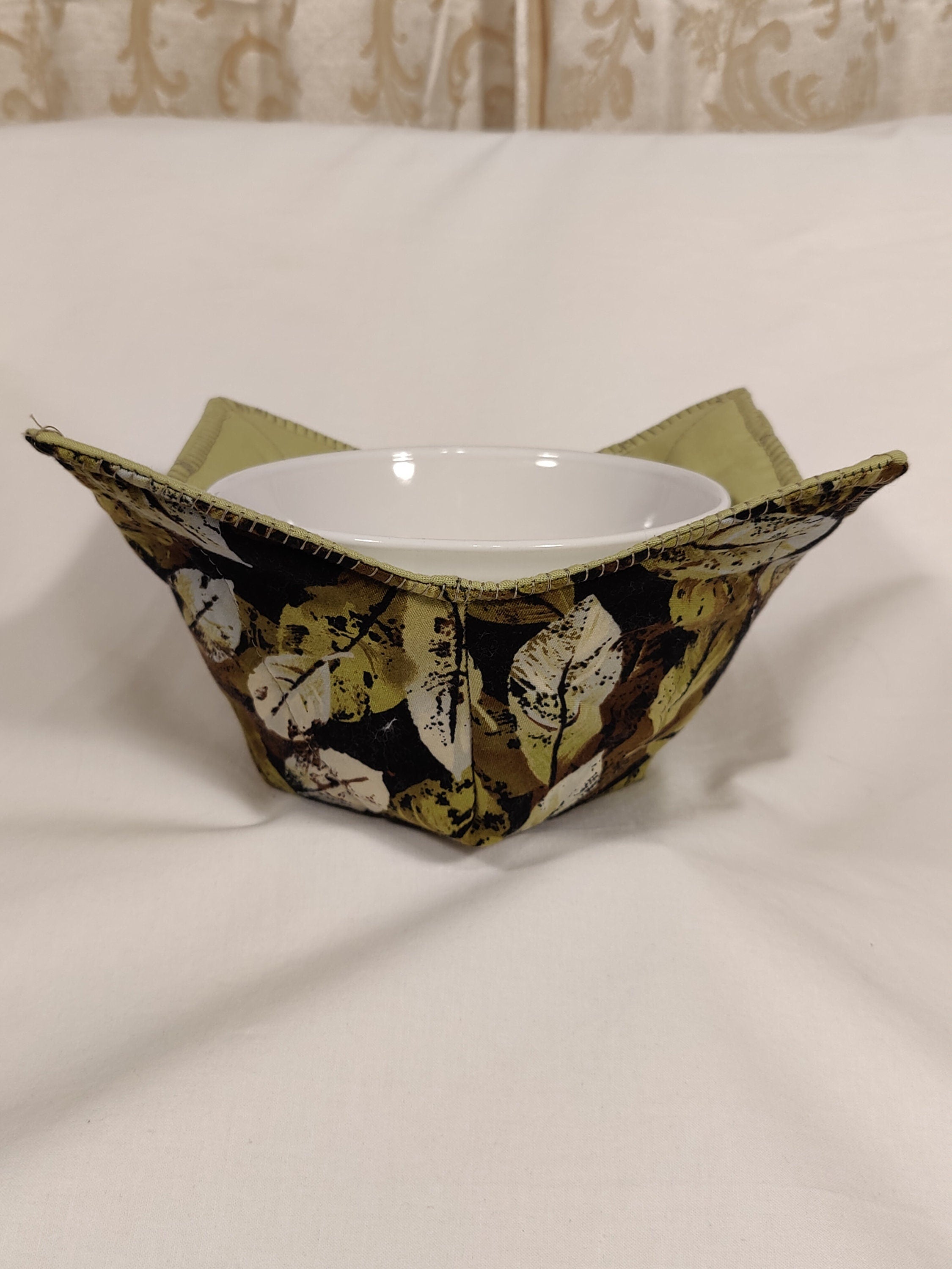 Cozy Bowl Batik Green Leaf 6"Inch