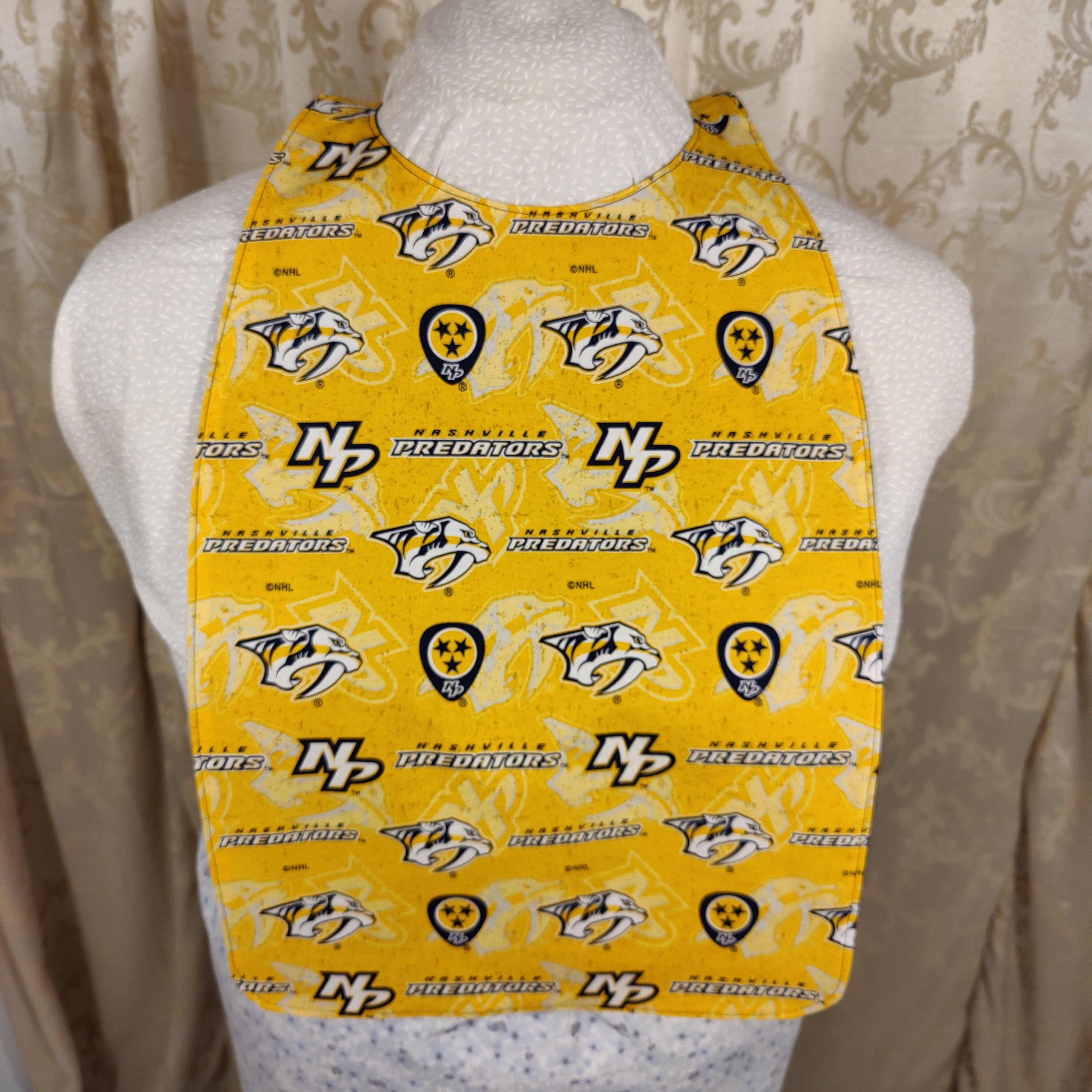 Adult Bib, Nashville Predators