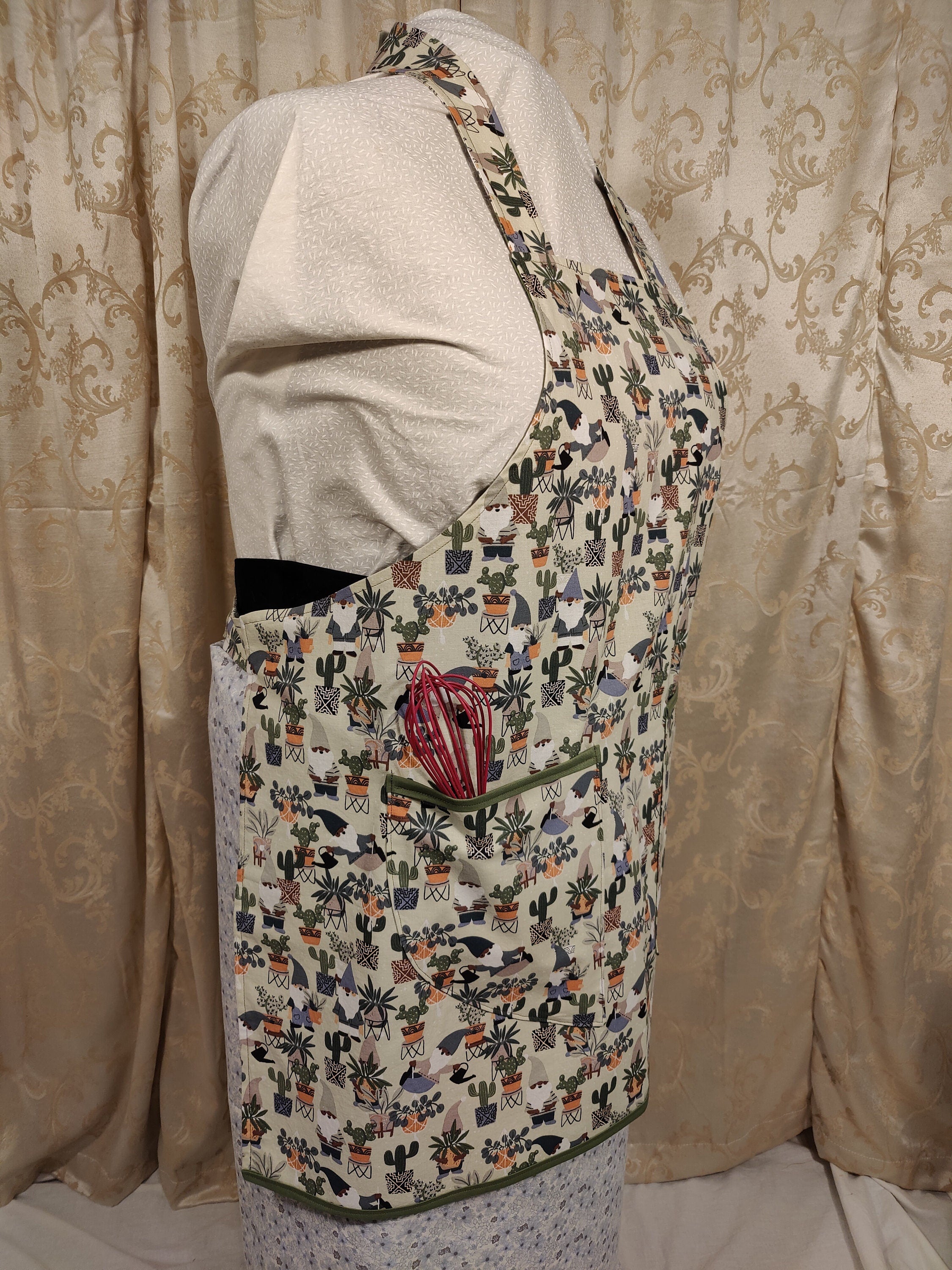 Adult Apron Gardening Gnomes