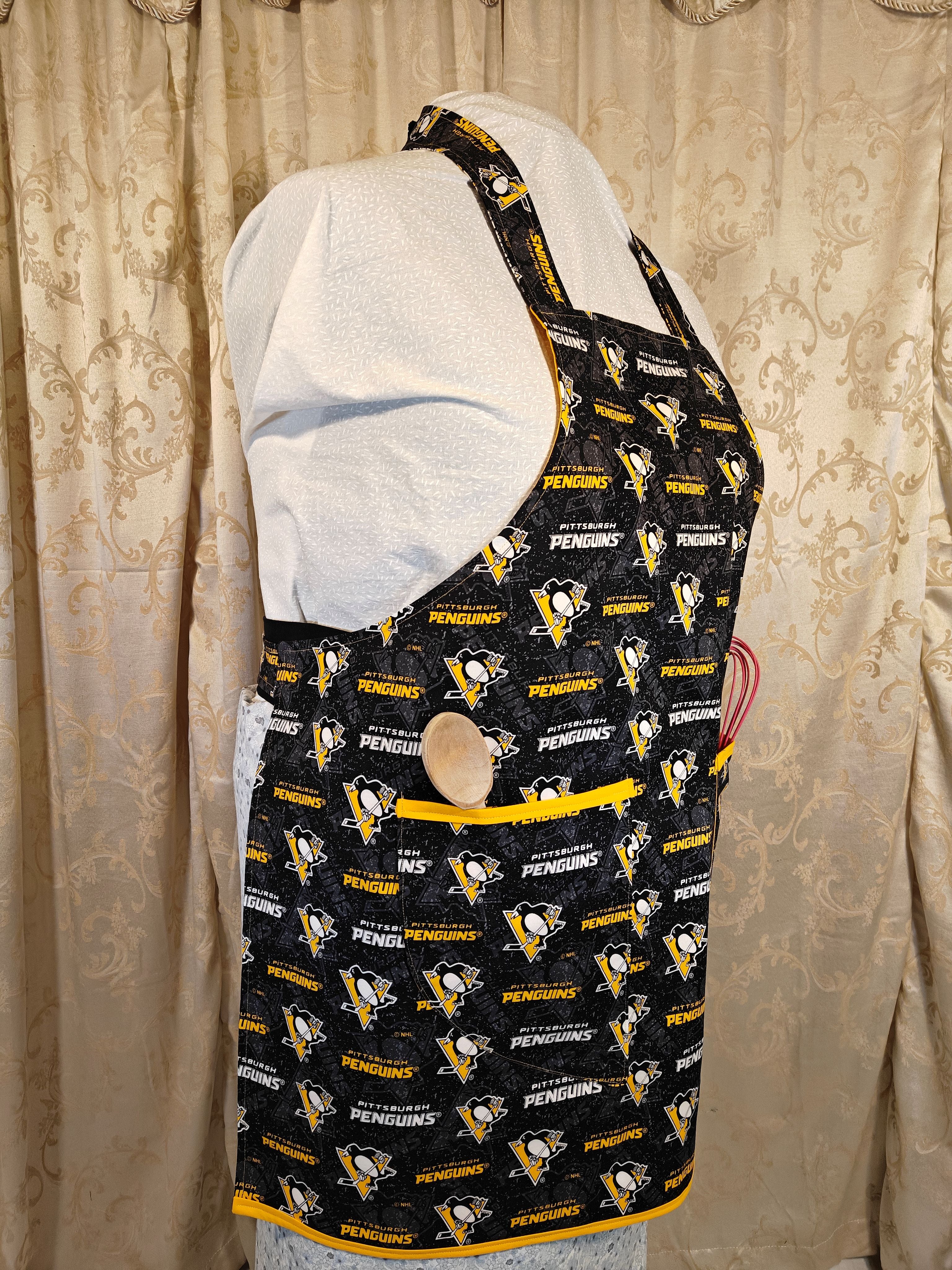 Adult Apron Pittsburgh Penguins