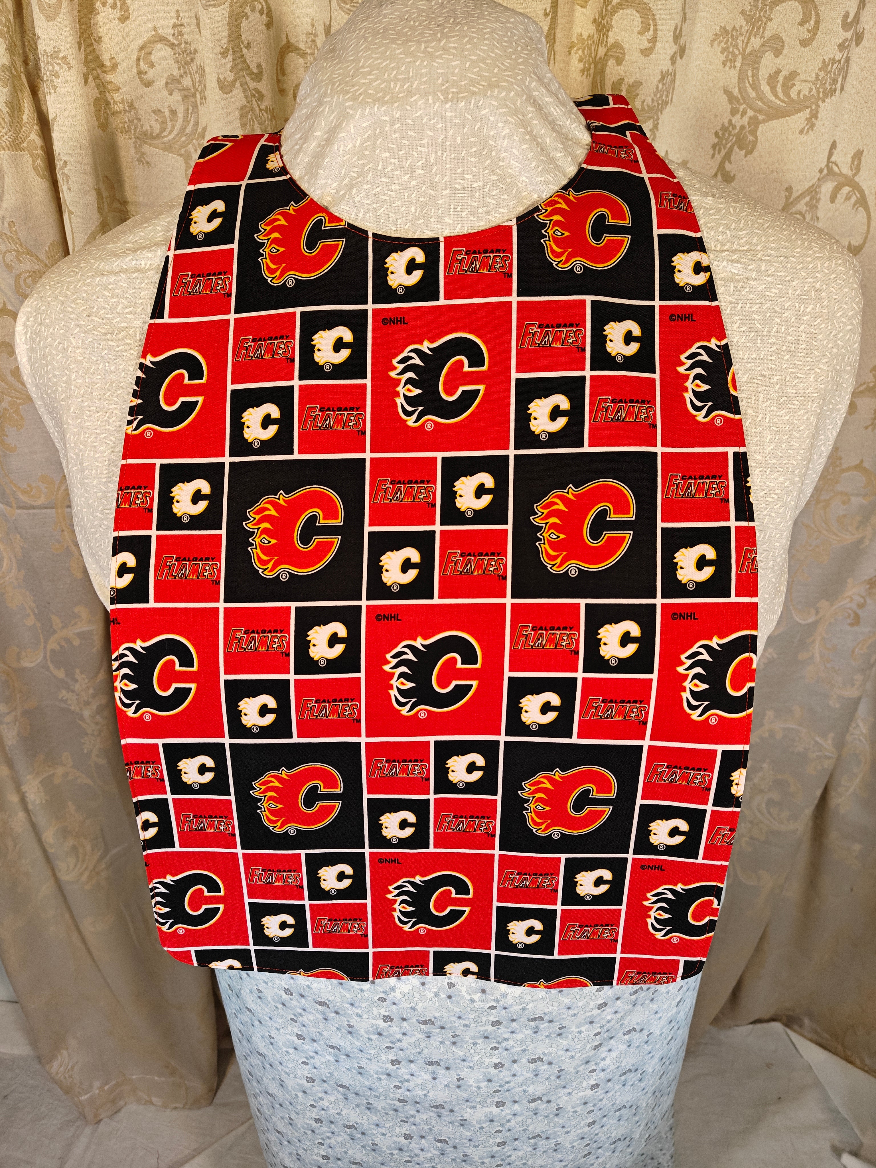 Adult Bib Calgary Flames
