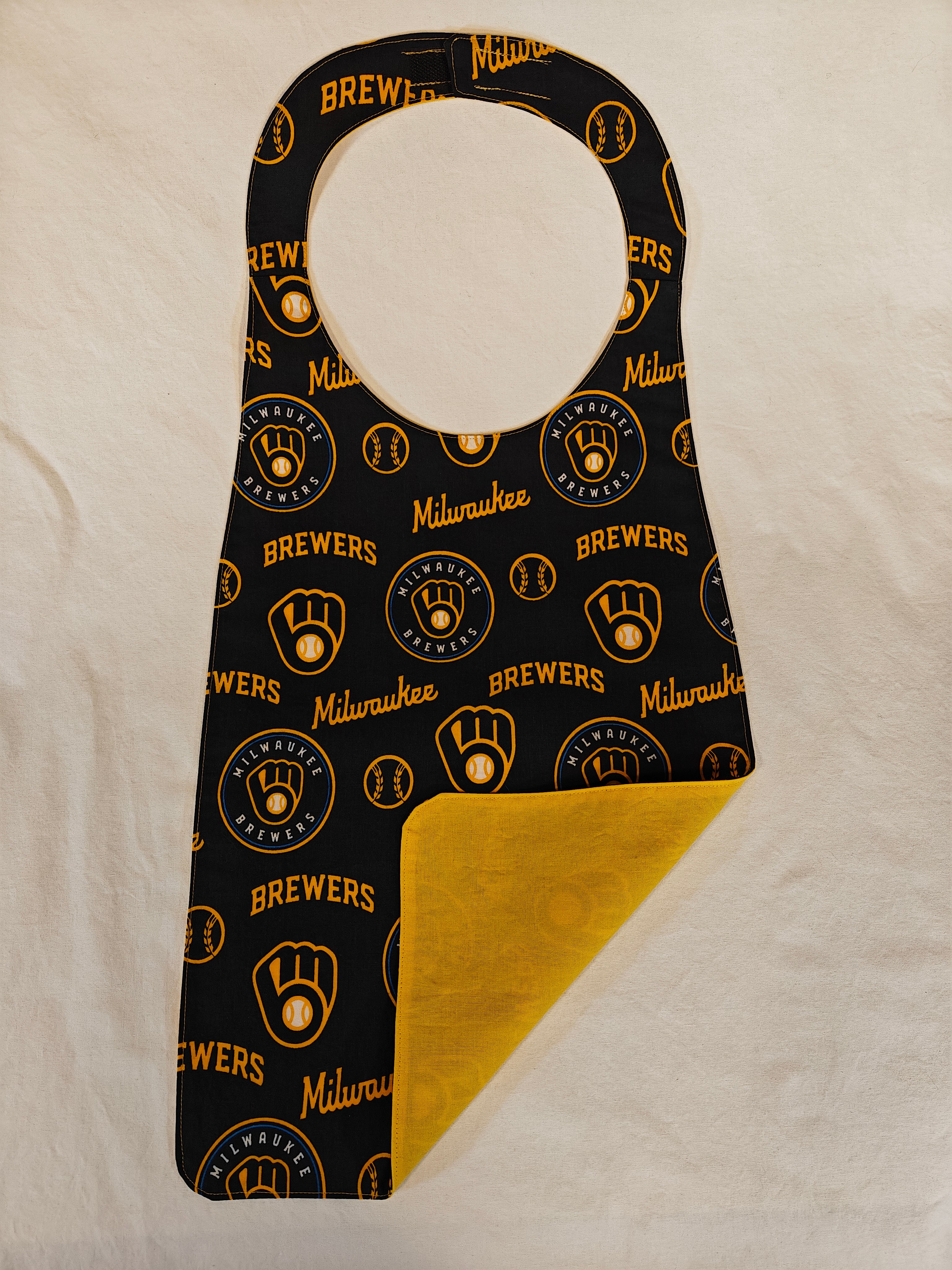 Adult Bib Milwaukee Brewers