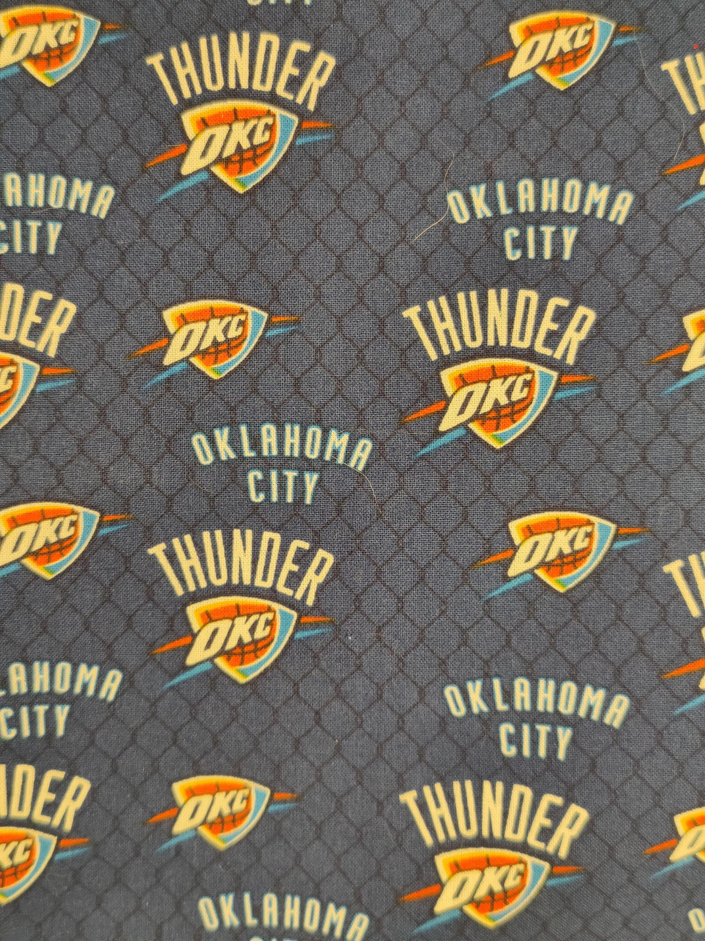 Adult Bib Oklahoma City Thunder